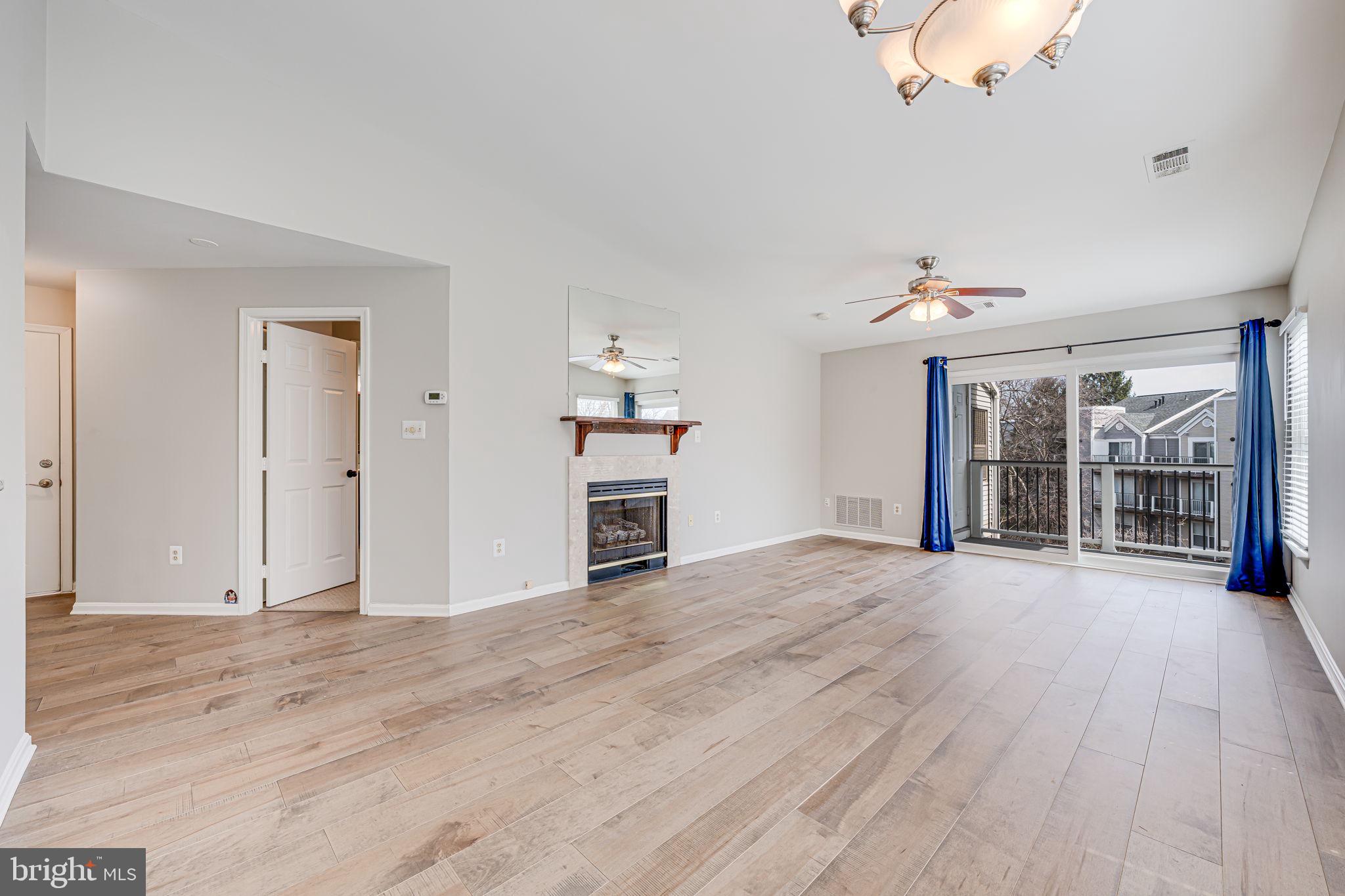 ASHBURN VILLAGE - Residential Lease