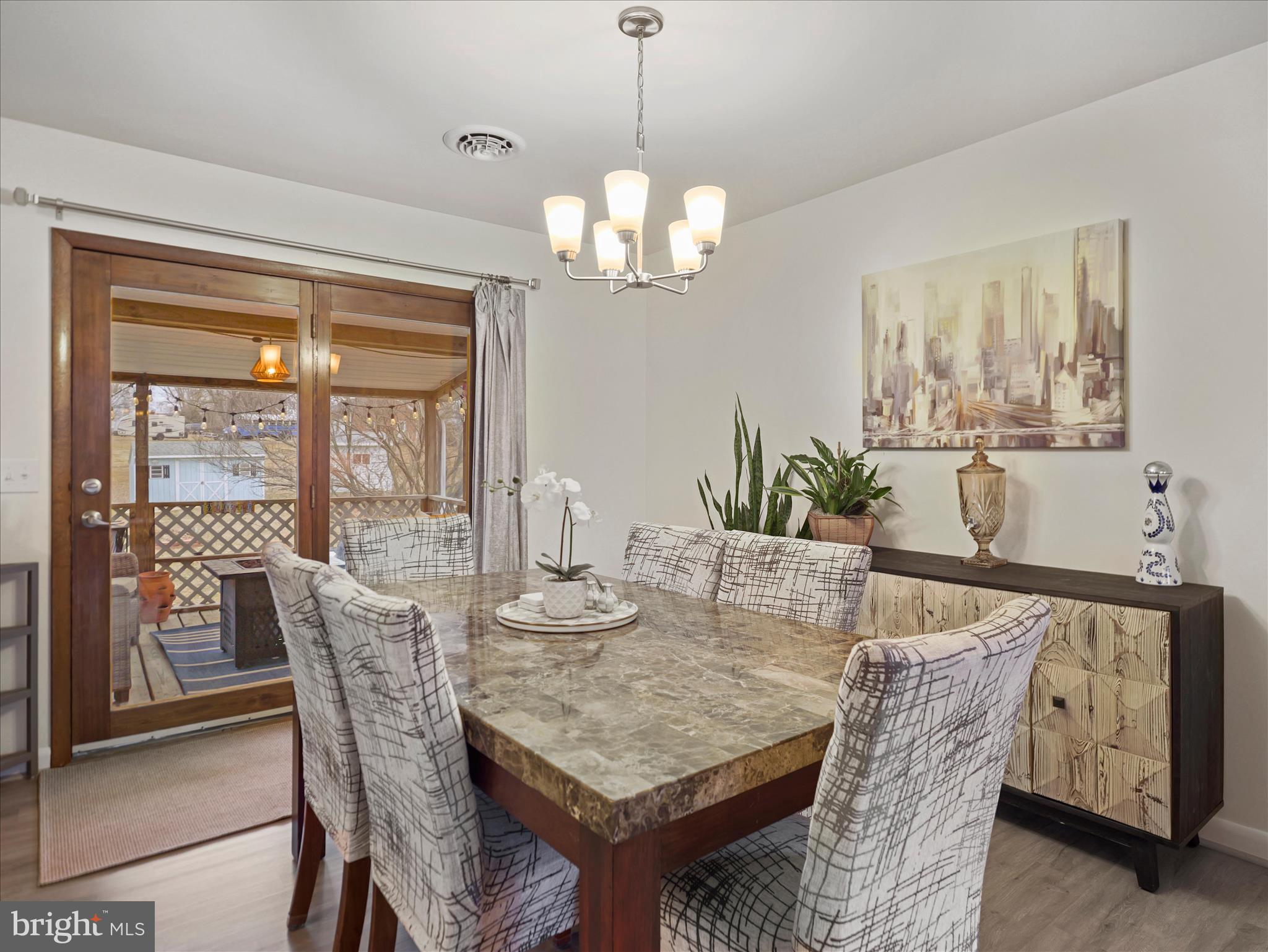 FAYETTEVILLE - Residential