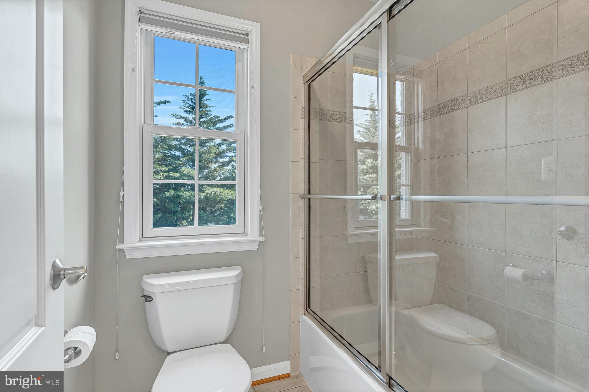 TYSONS ESTATES - Residential