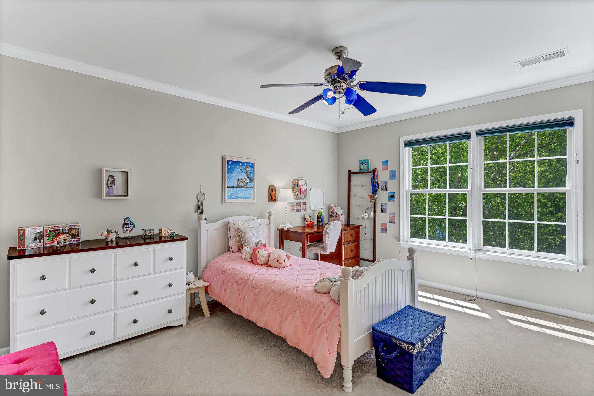 TYSONS ESTATES - Residential