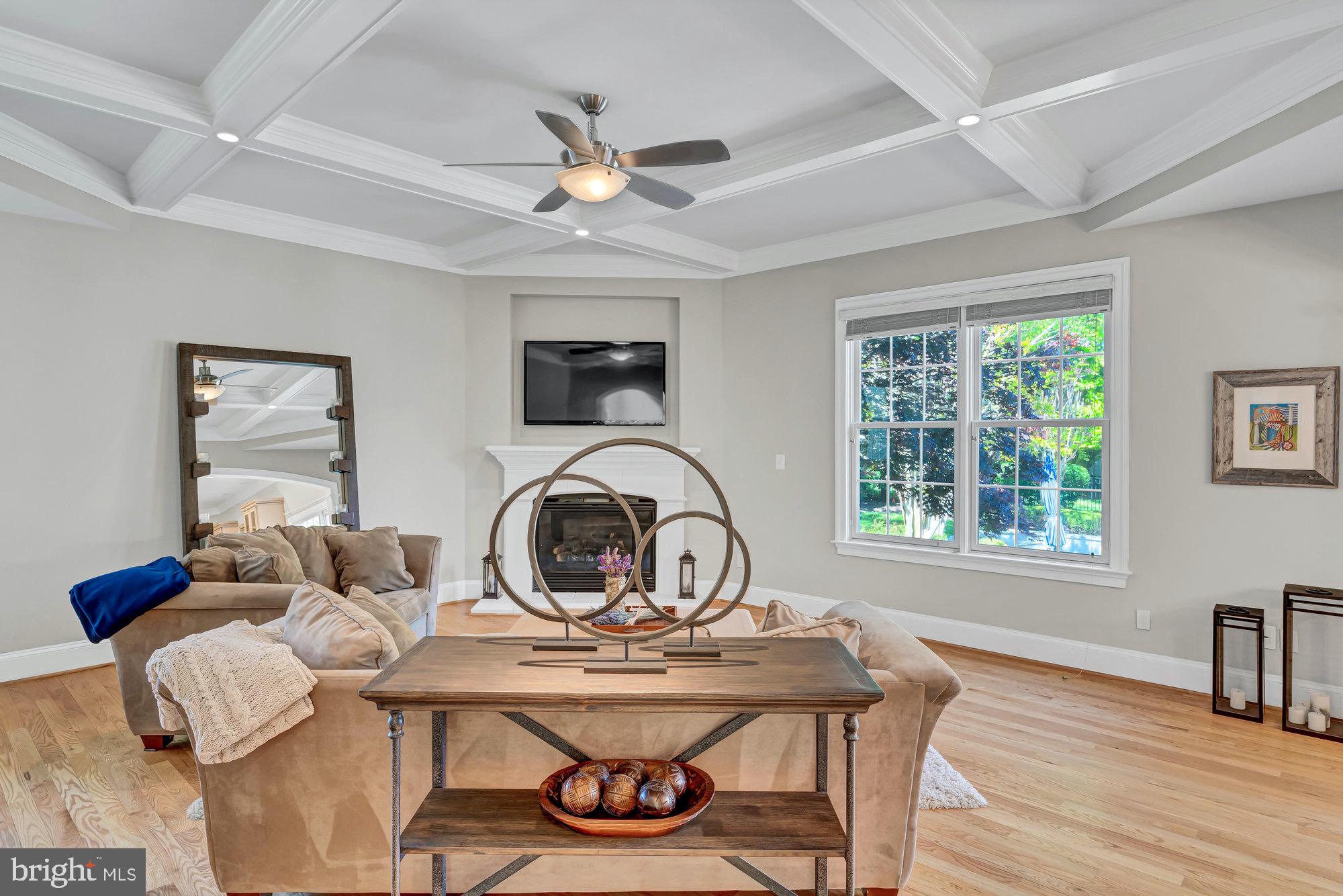 TYSONS ESTATES - Residential