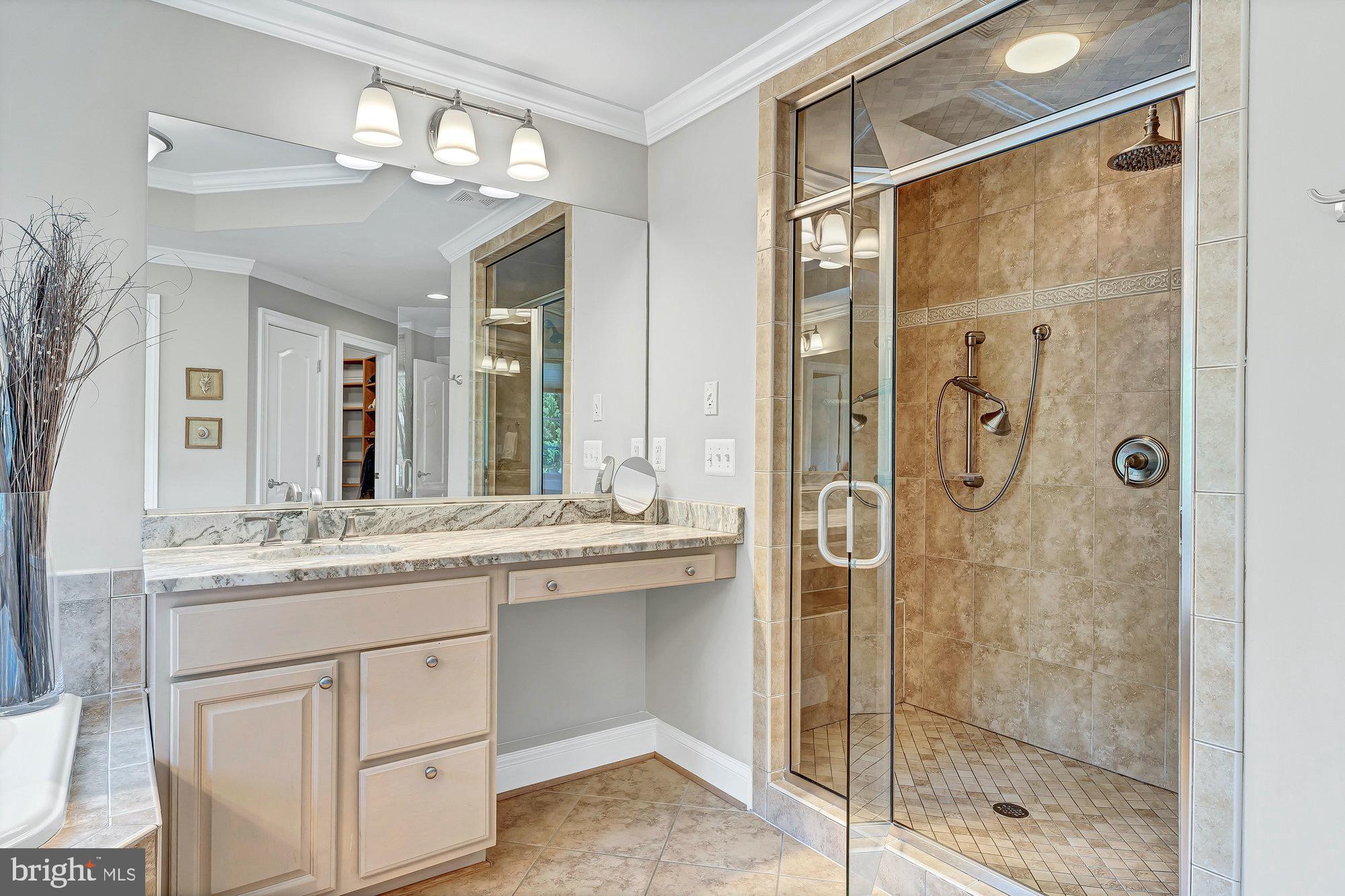 TYSONS ESTATES - Residential