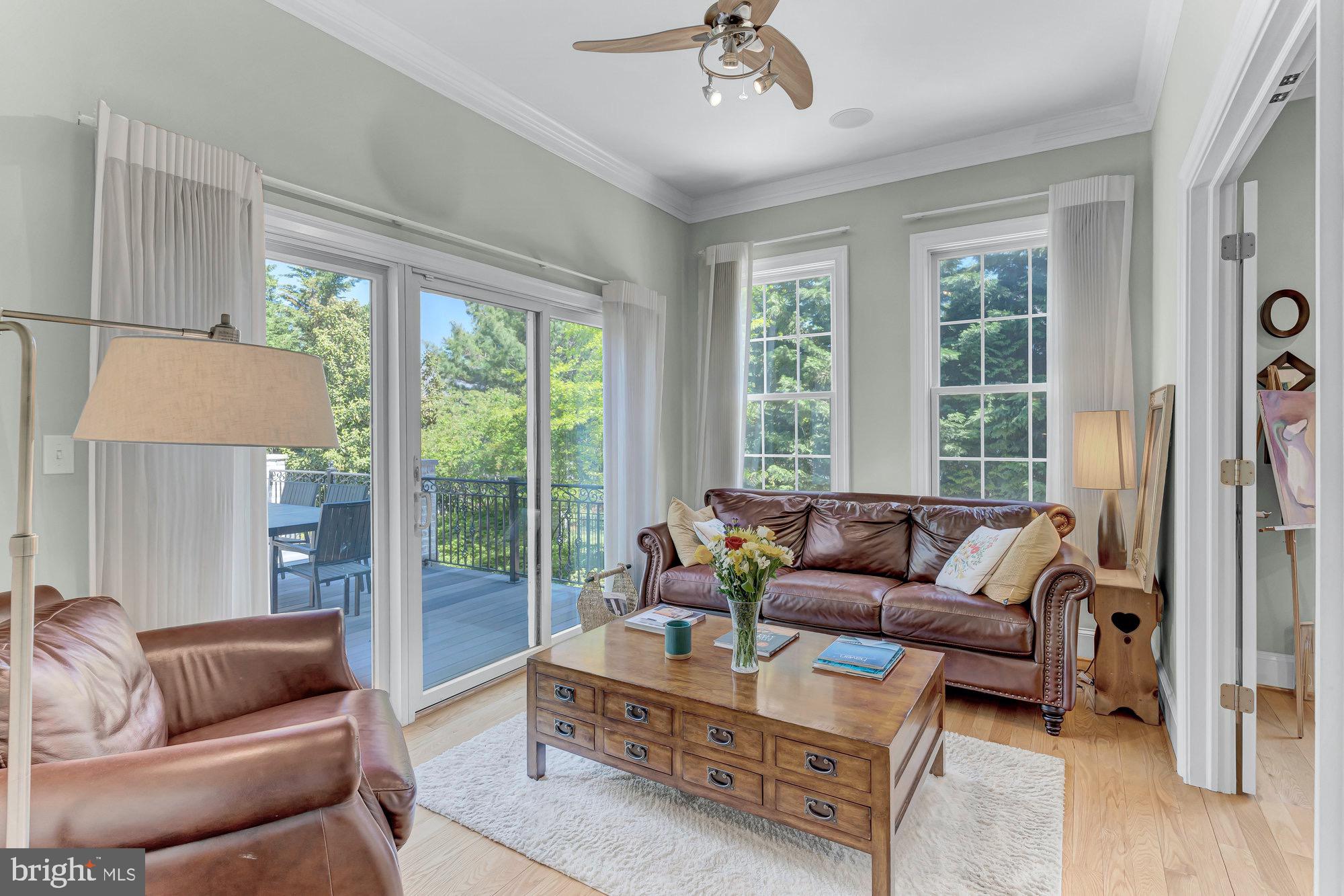 TYSONS ESTATES - Residential