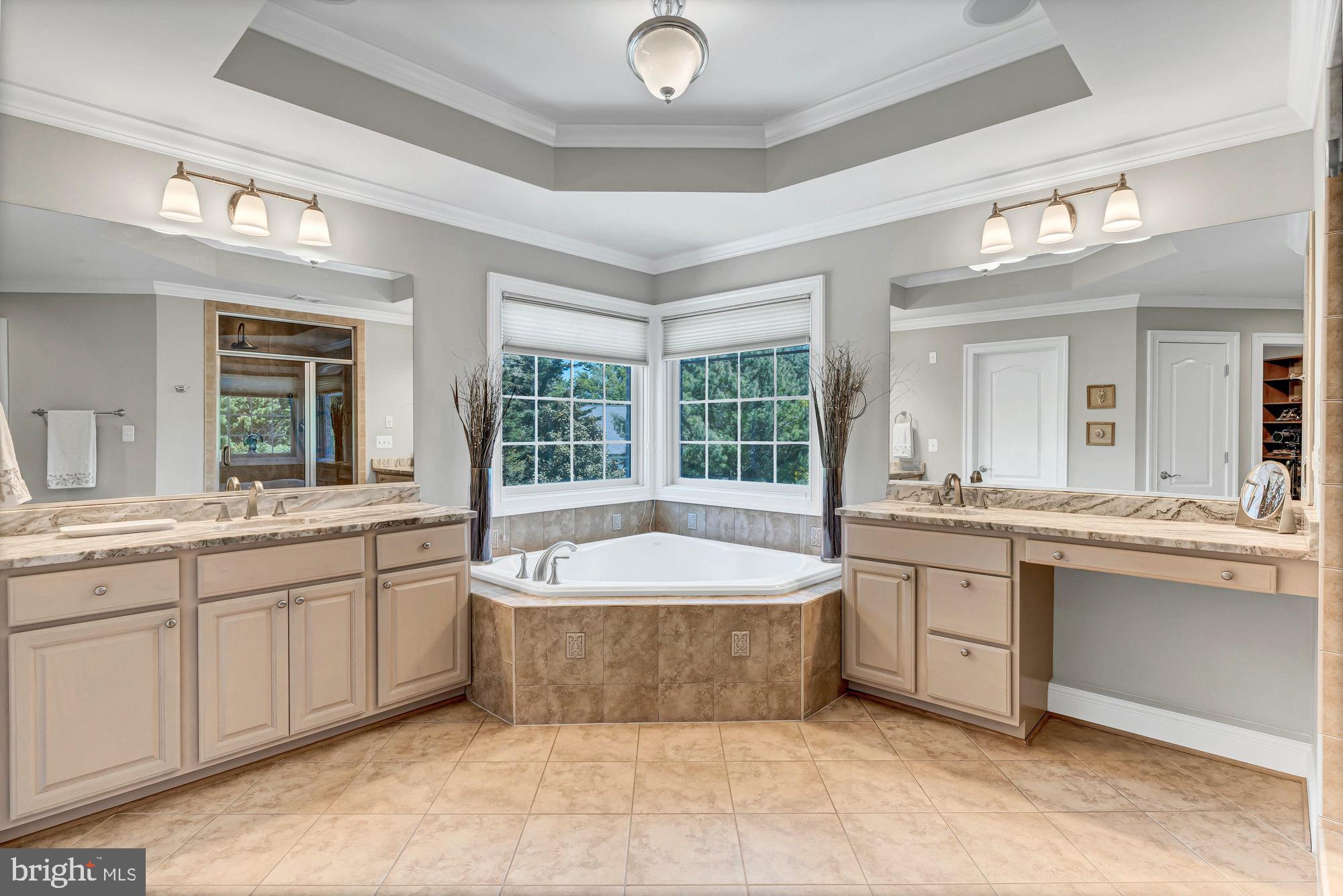 TYSONS ESTATES - Residential