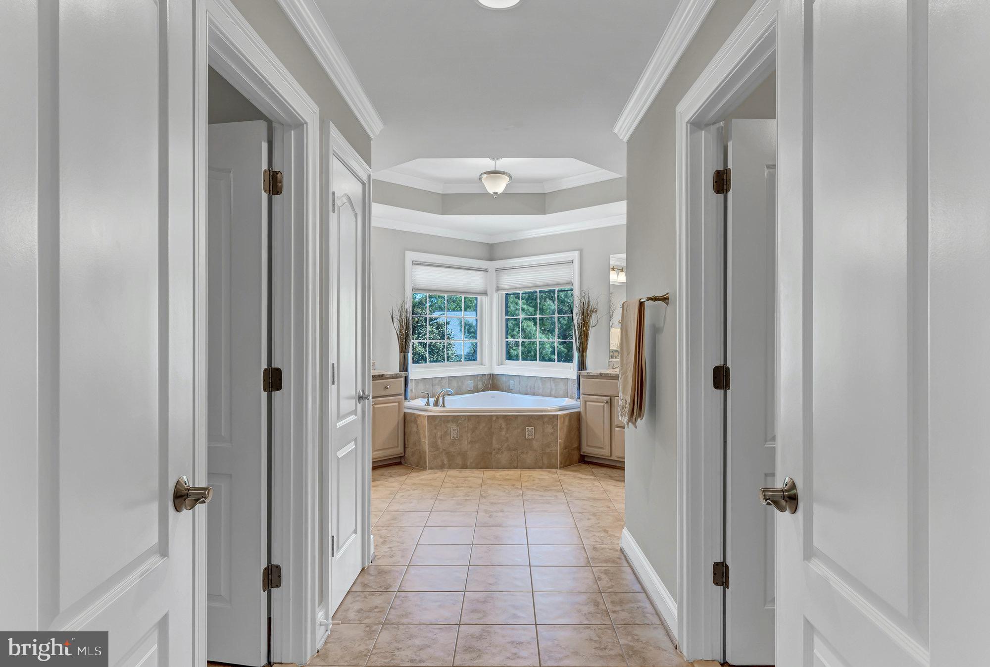 TYSONS ESTATES - Residential