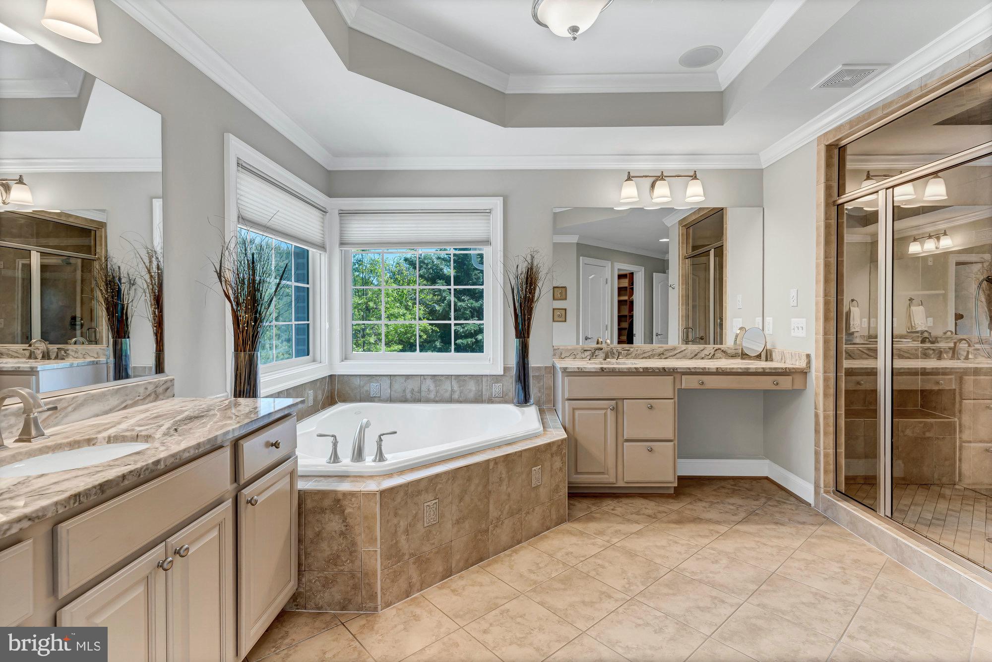 TYSONS ESTATES - Residential