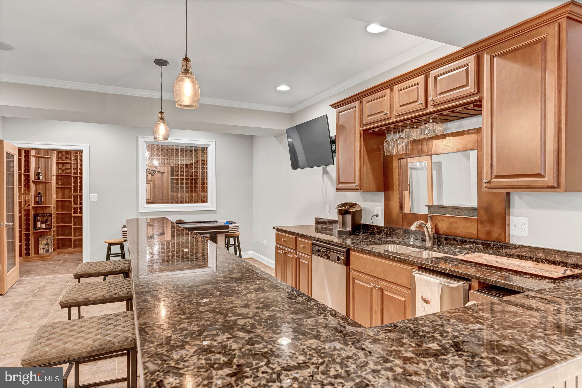 TYSONS ESTATES - Residential