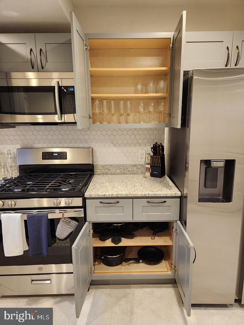 GRAYS FERRY - Residential