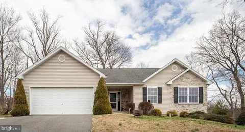 9 Courtney Rea Circle, Reading, PA MLS: PABK2054940