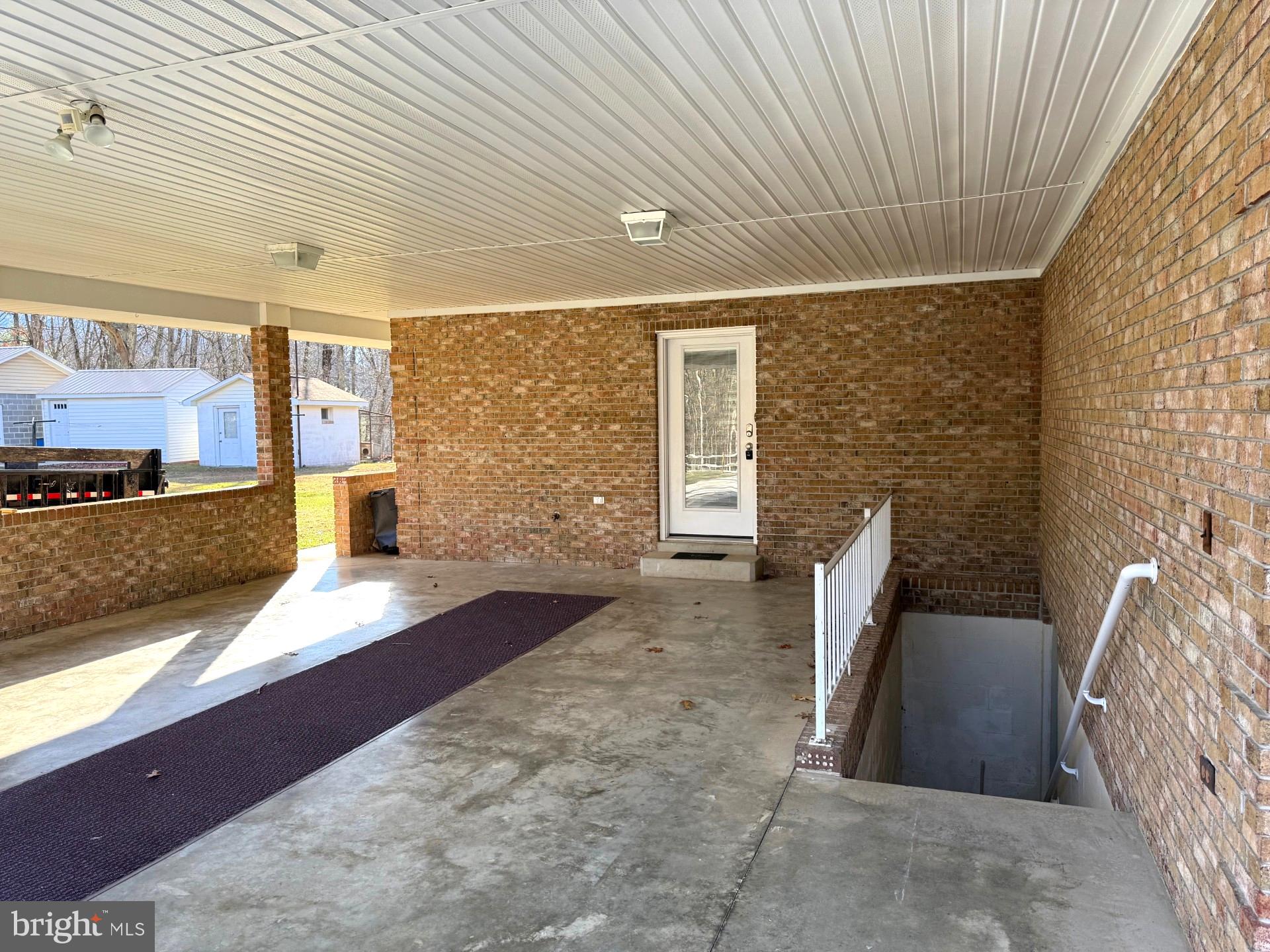 NONE-UNRESTRICTED - Residential