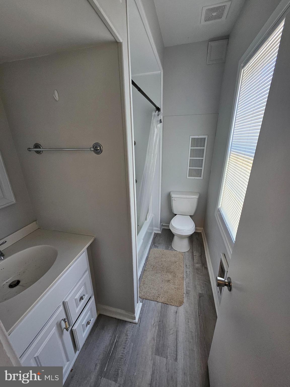 DOWNTOWN FREDERICKSBURG - Residential Lease