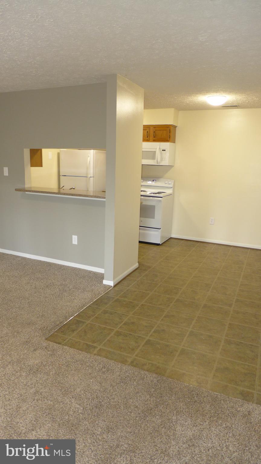 VILLAGE OF HICKORY RIDGE - Residential Lease