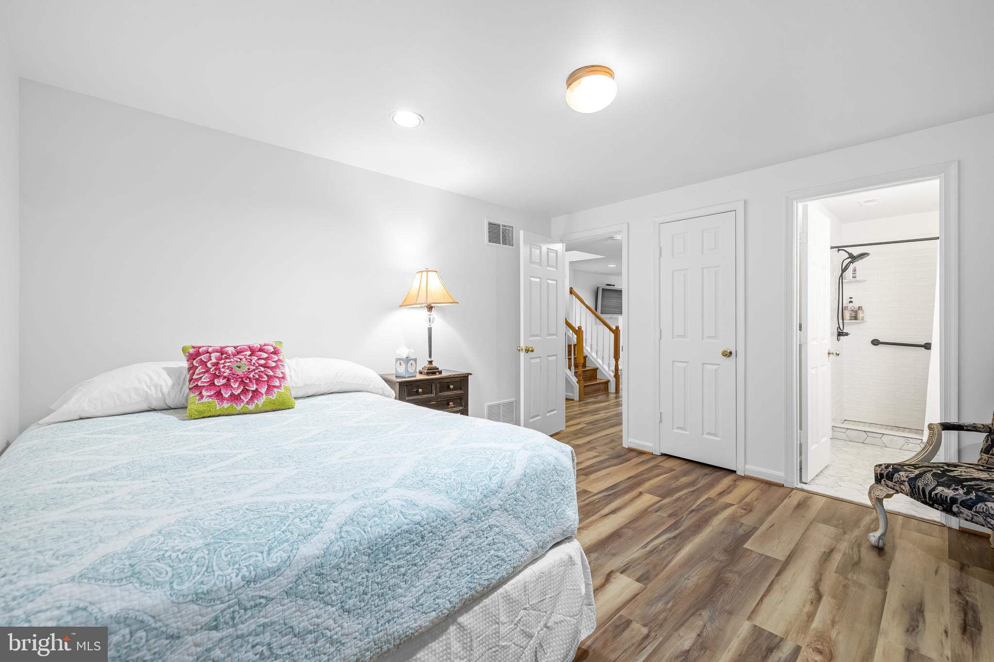 CHAPELGATE - Residential