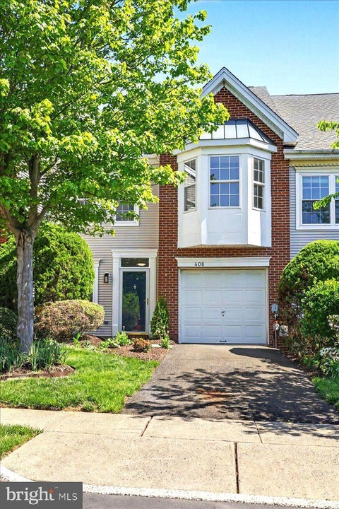 Townhouse For Sale - 408 Aqueduct Drive<br/> NORTH WALES, PA 19454