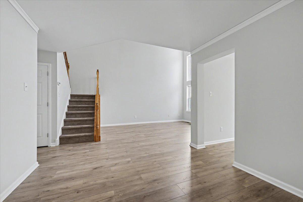 WINNERS CIRCLE - Residential