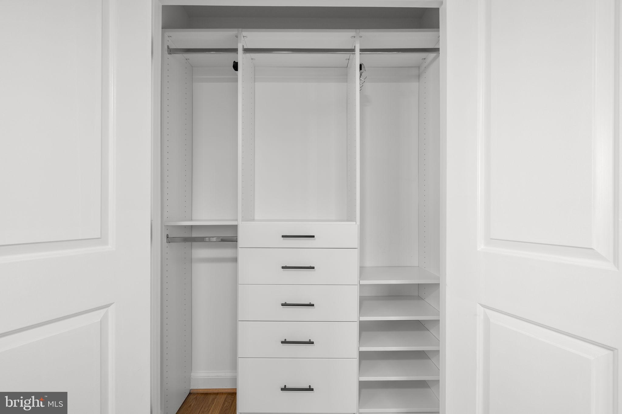 KINGS PARK - Residential