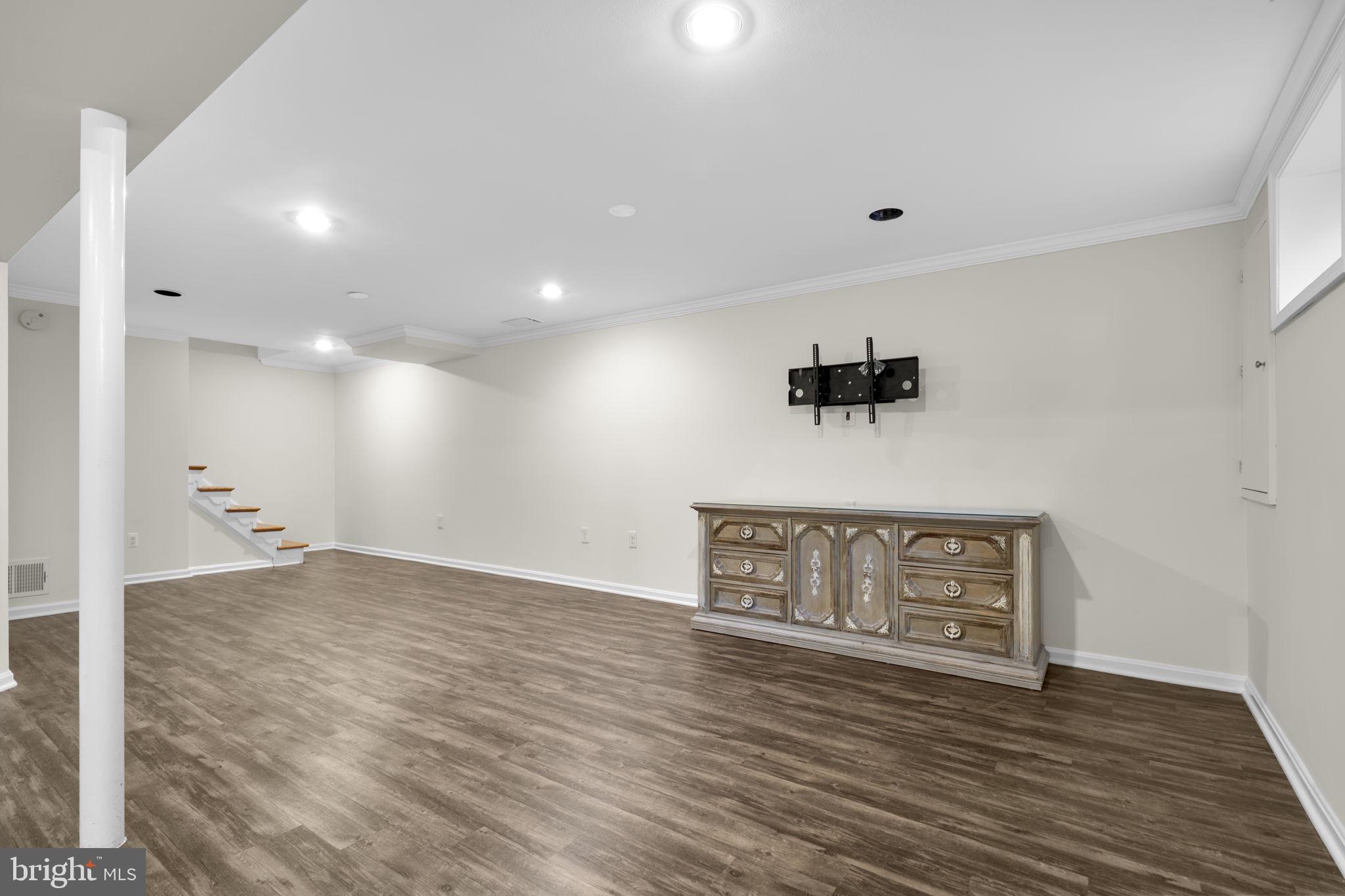 KINGS PARK - Residential