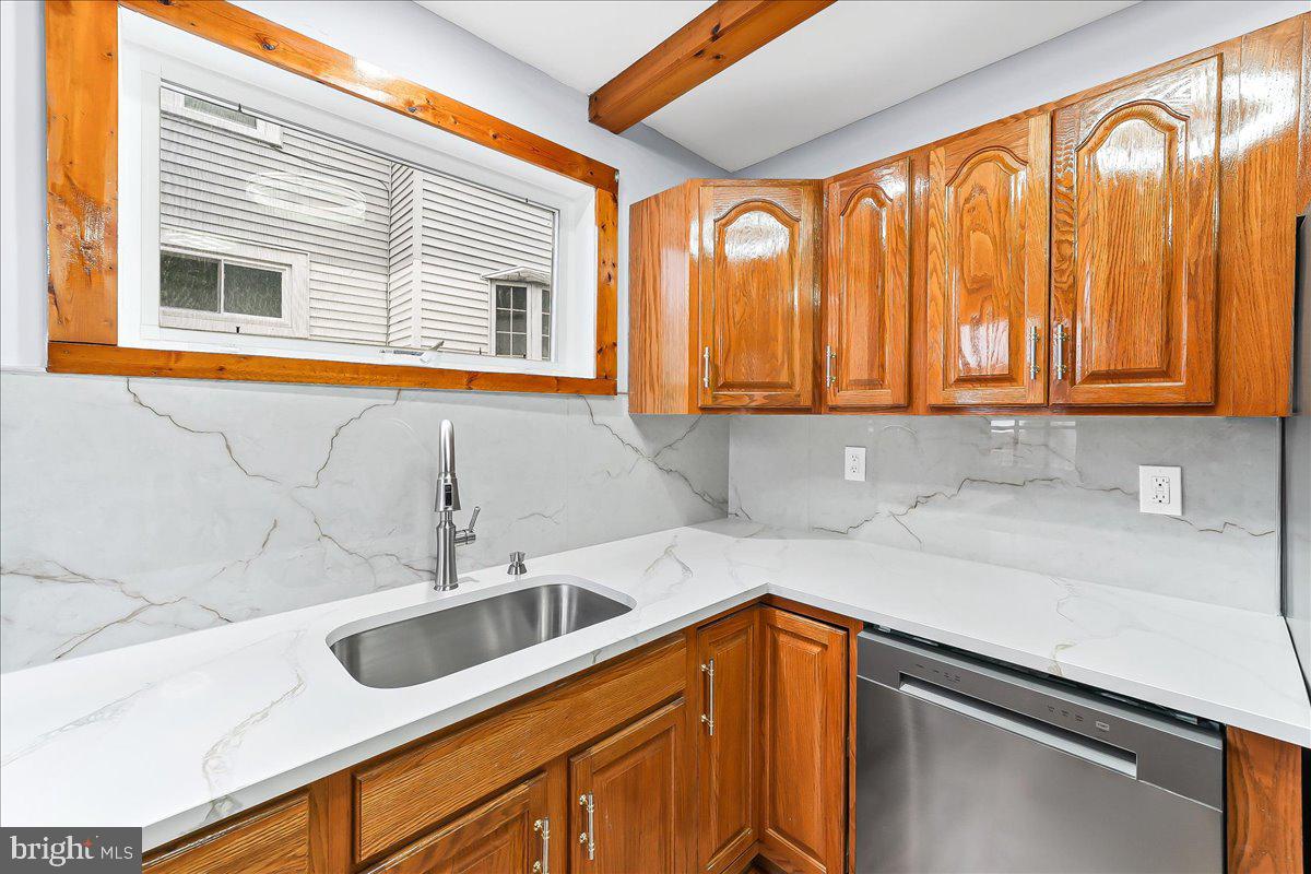 DREXEL HILL - Residential