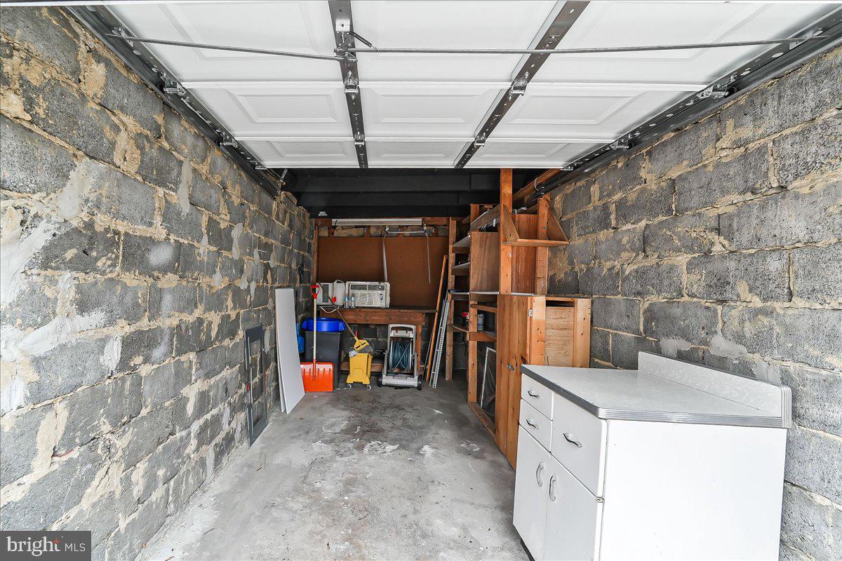 DREXEL HILL - Residential