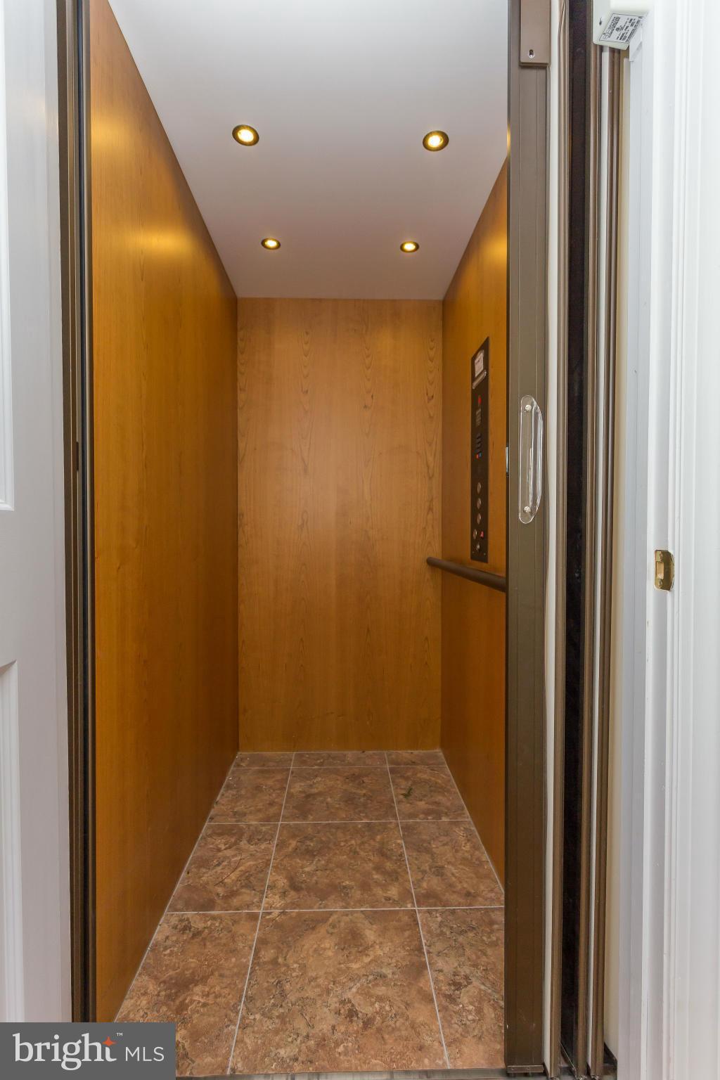 POTOMAC LANDING - Residential