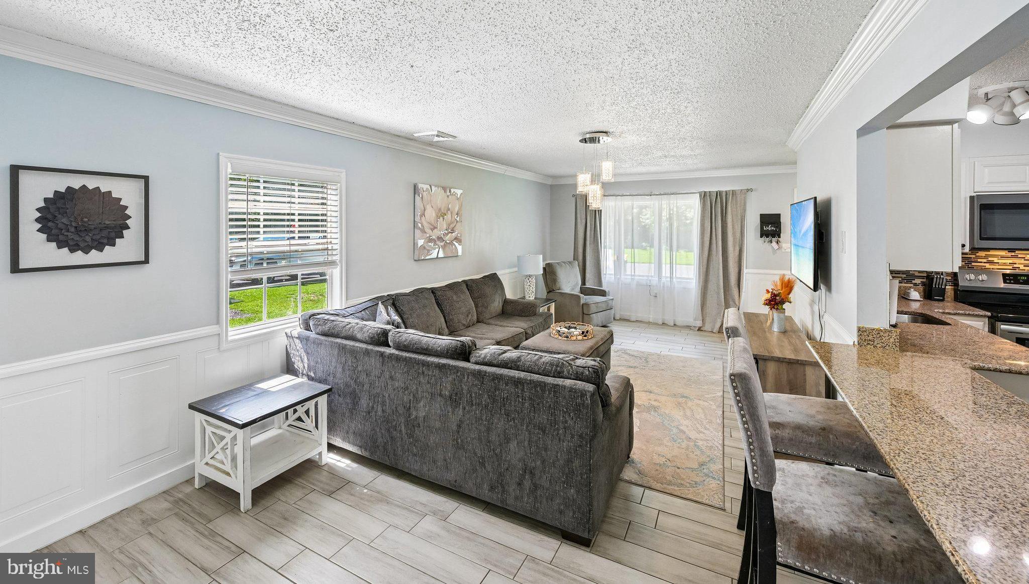 431 MAGNOLIA DRIVE