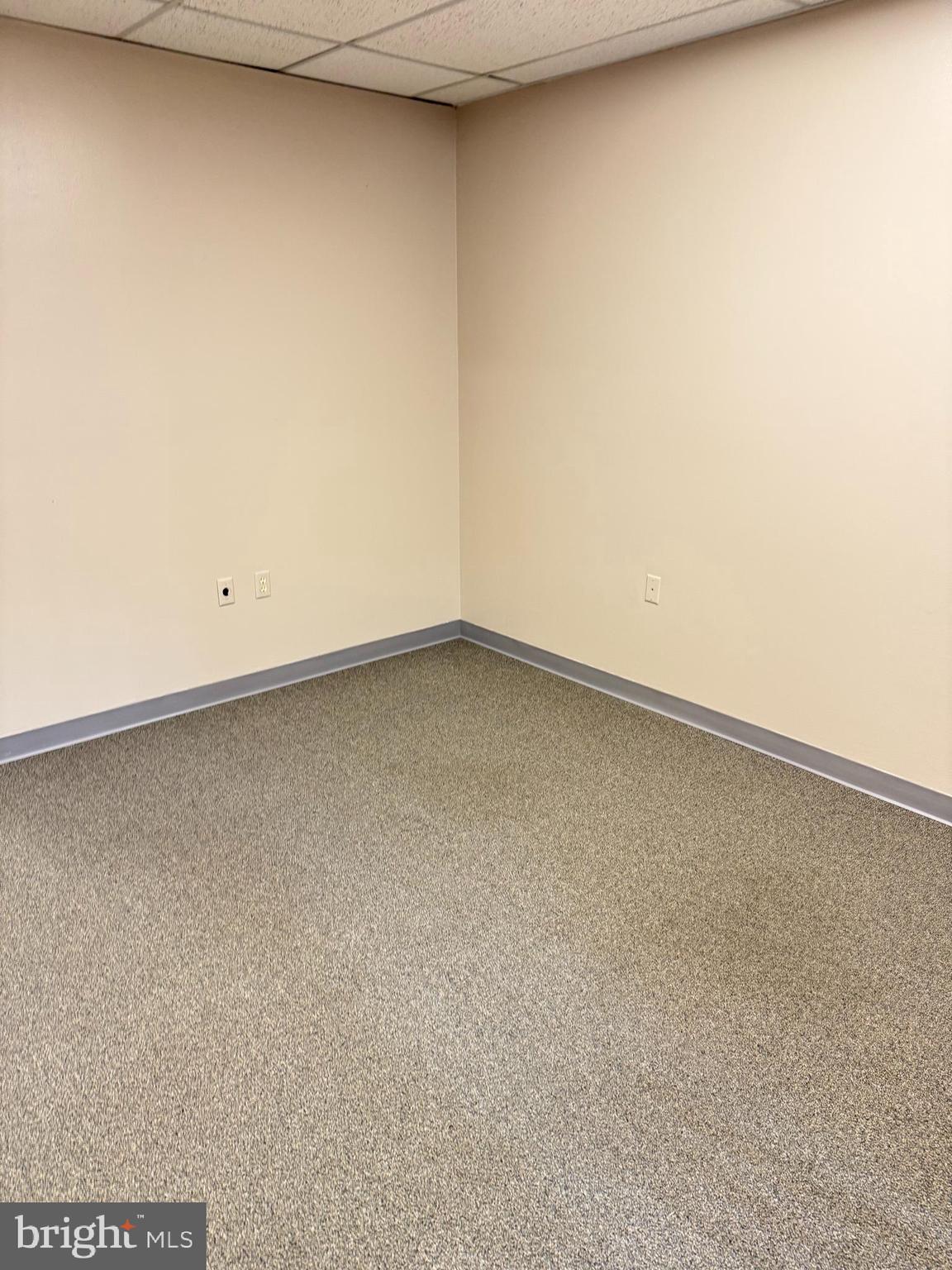 THOMAS JOHNSON SURGERY CENTER - Commercial Lease