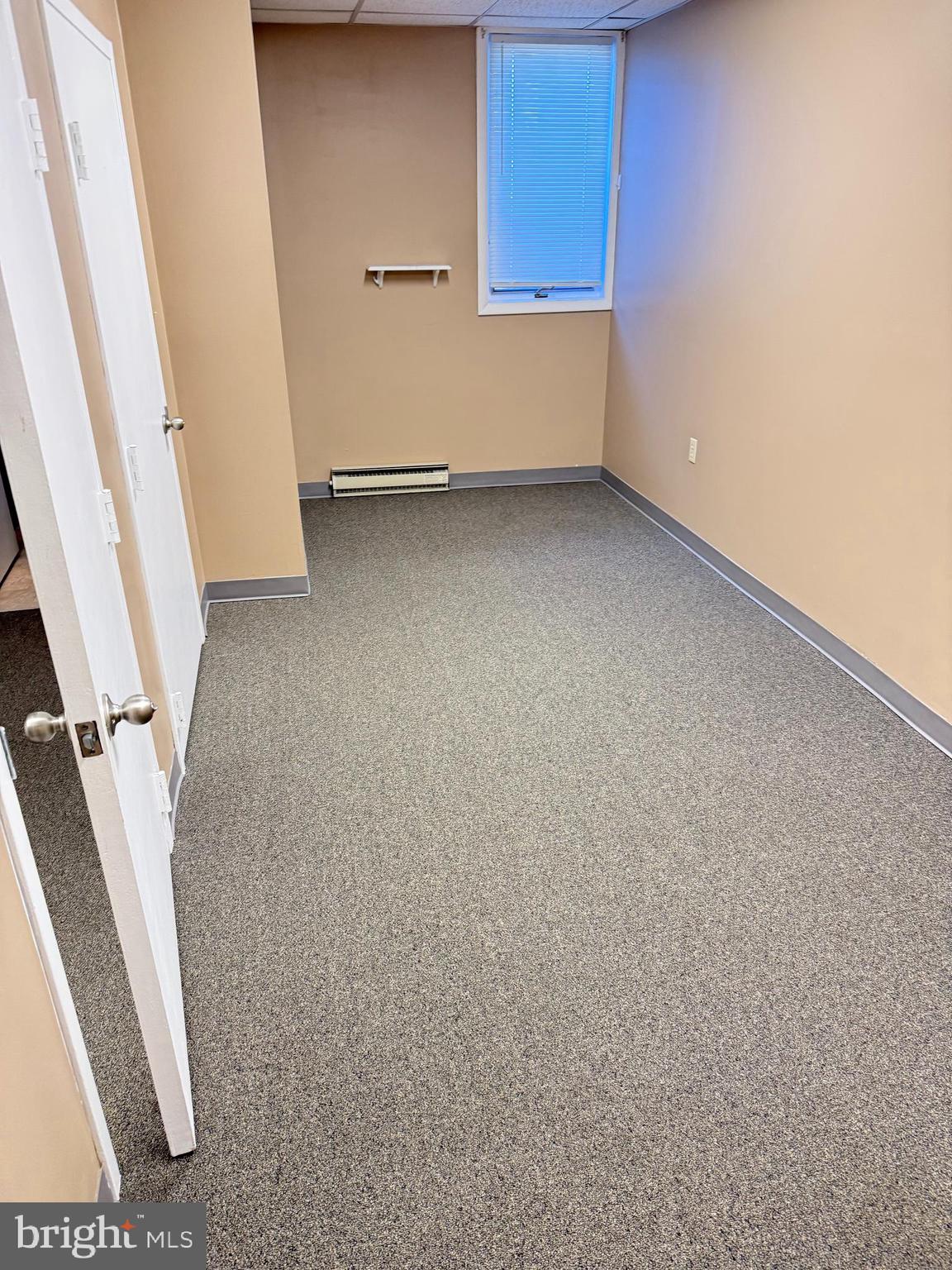 THOMAS JOHNSON SURGERY CENTER - Commercial Lease