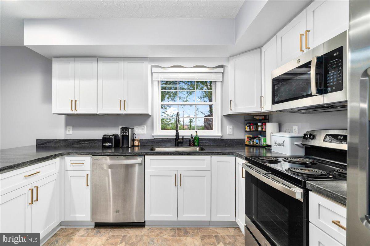 NORTH END - Residential