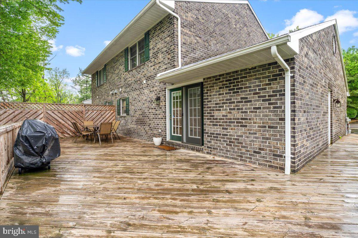 NORTH END - Residential