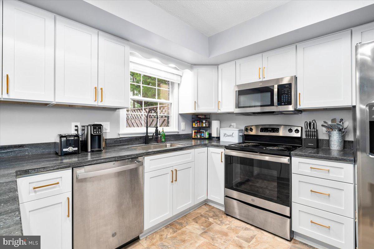 NORTH END - Residential