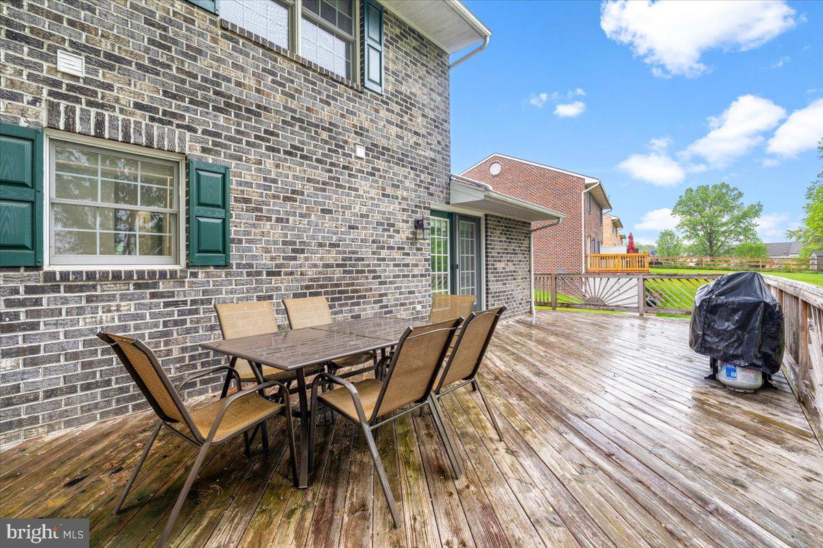 NORTH END - Residential