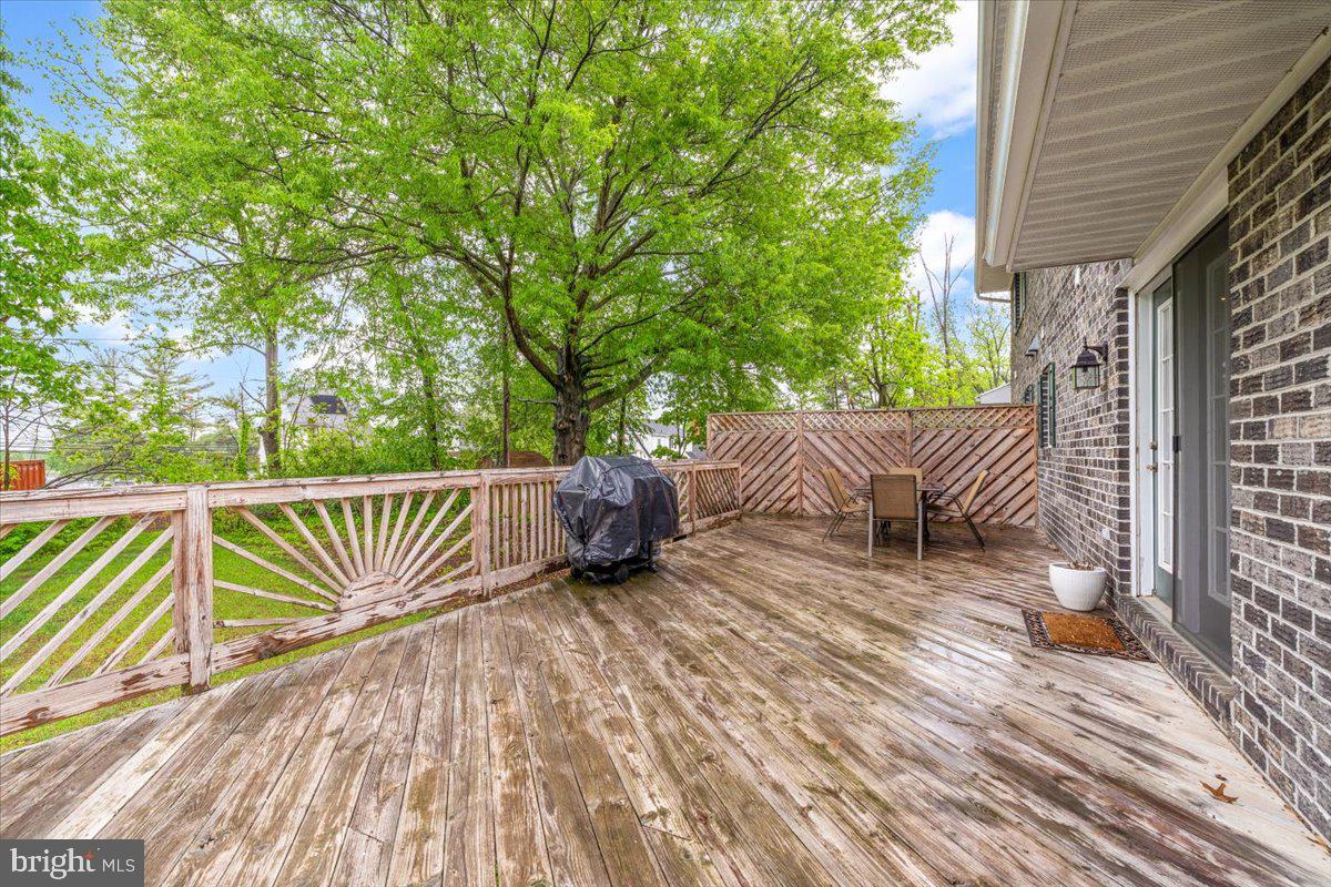 NORTH END - Residential