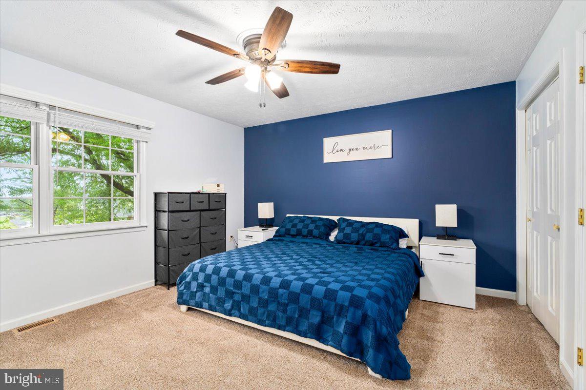 NORTH END - Residential