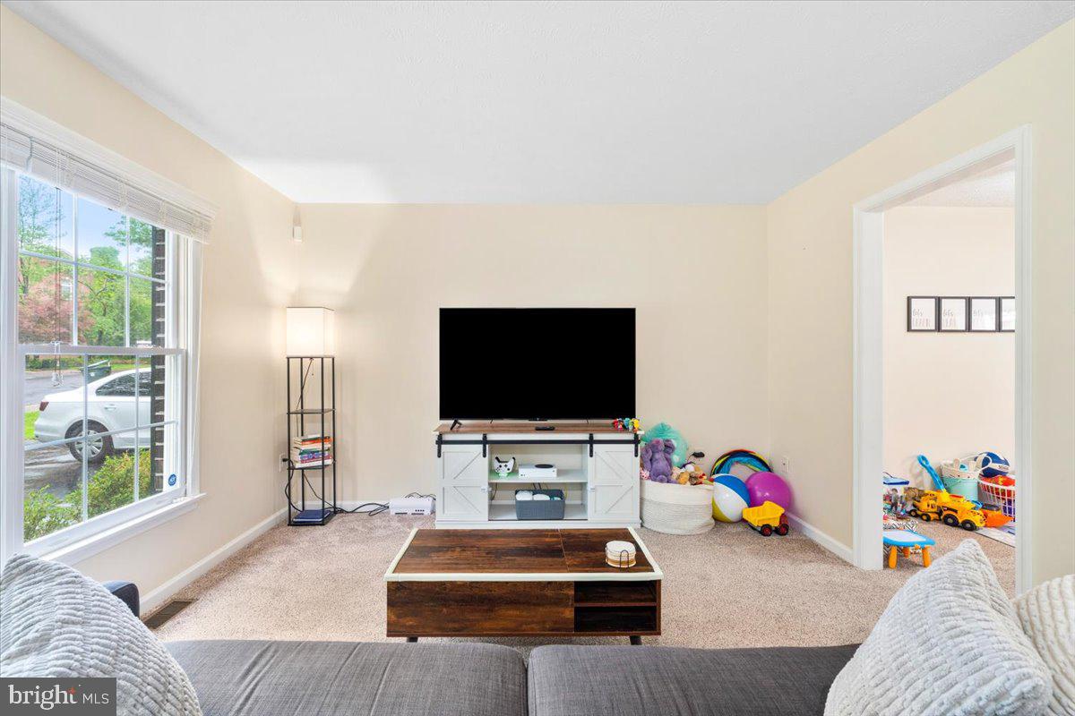 NORTH END - Residential