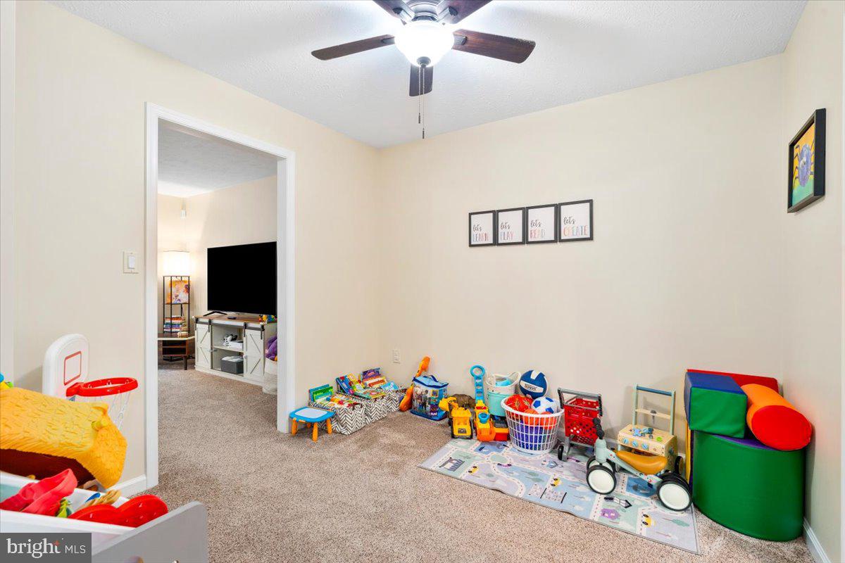 NORTH END - Residential