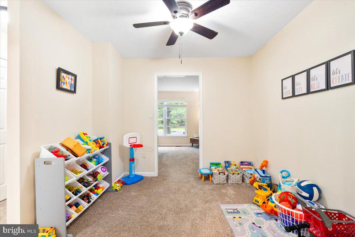 NORTH END - Residential