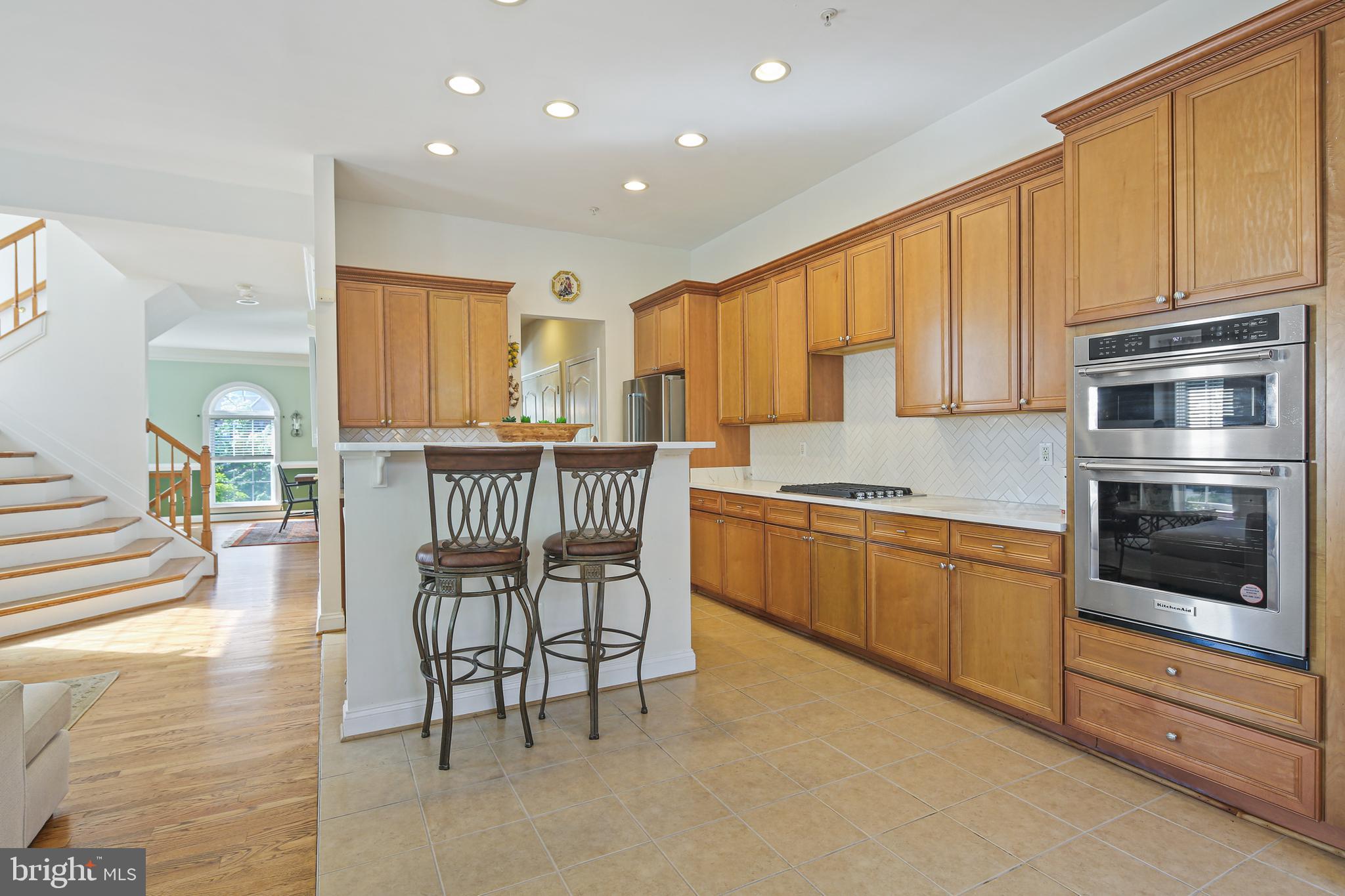 VINEYARDS OF ANNAPOLIS - Residential