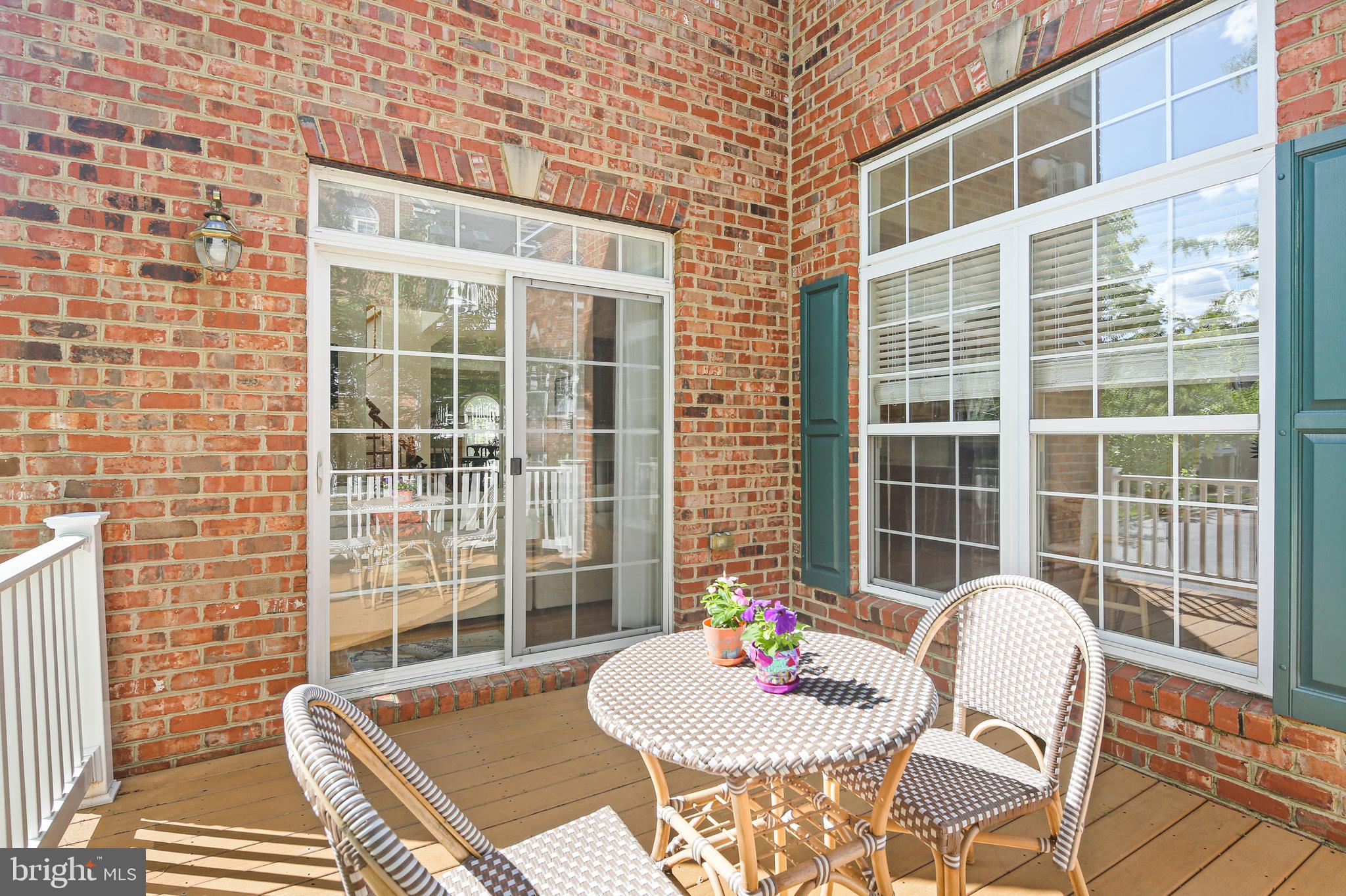 VINEYARDS OF ANNAPOLIS - Residential