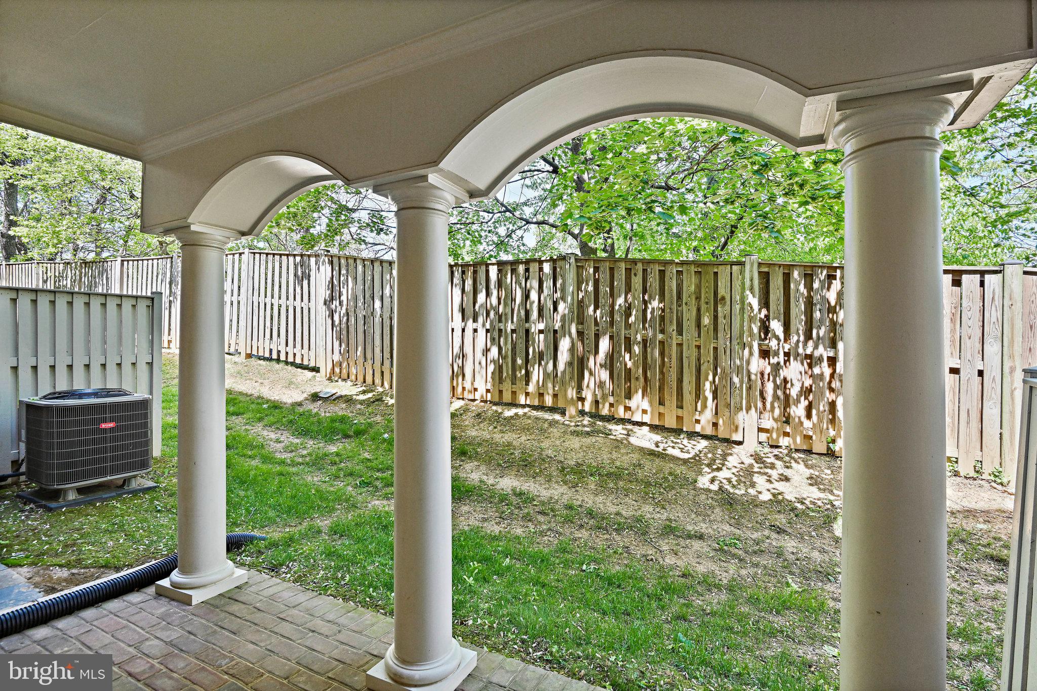 MCLEAN PLACE TOWNHOME - Residential Lease