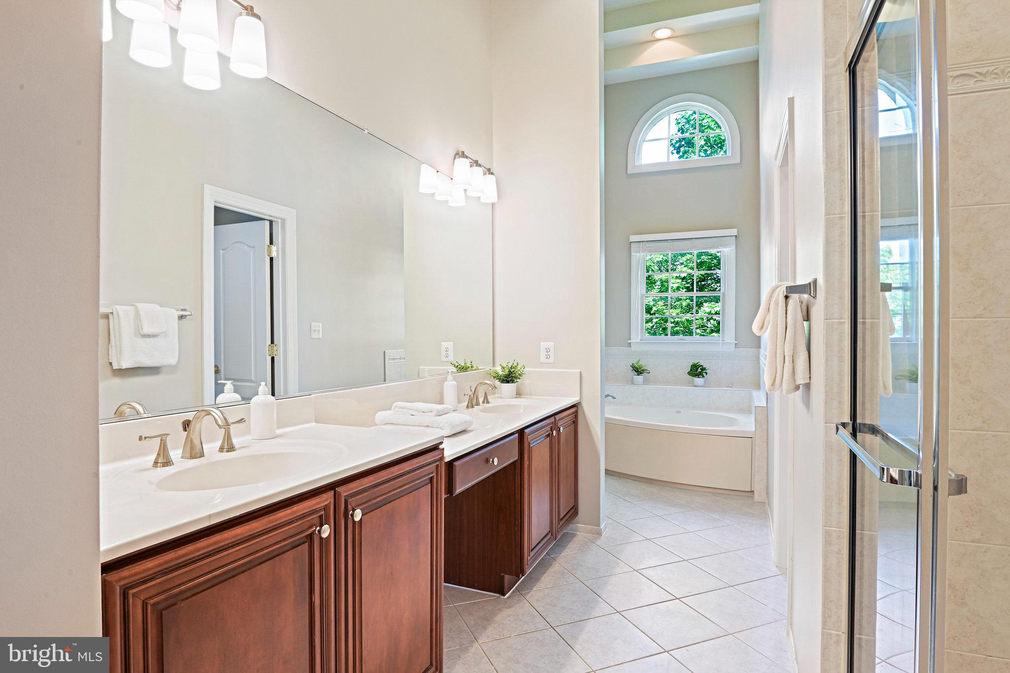 MCLEAN PLACE TOWNHOME - Residential Lease