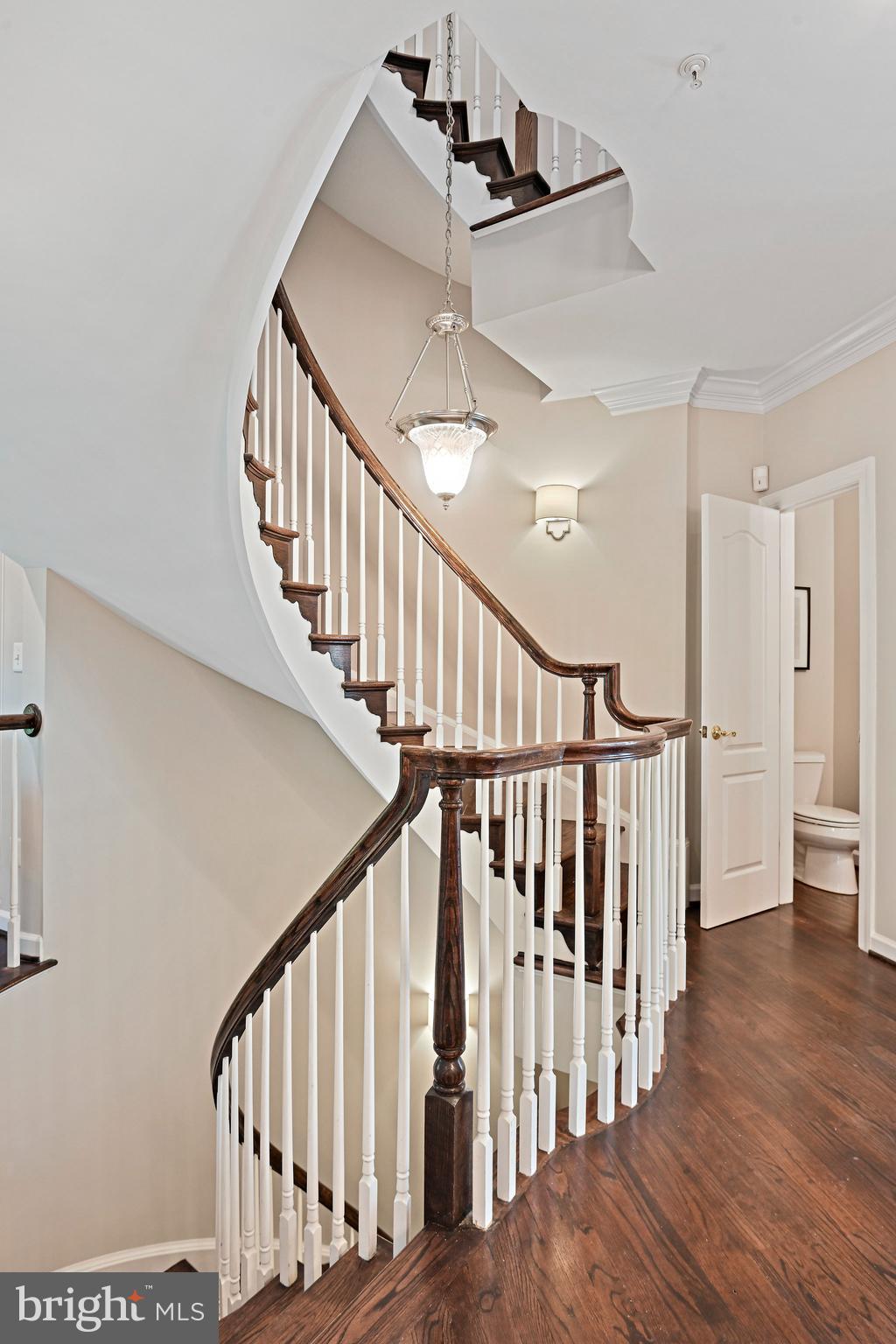 MCLEAN PLACE TOWNHOME - Residential Lease