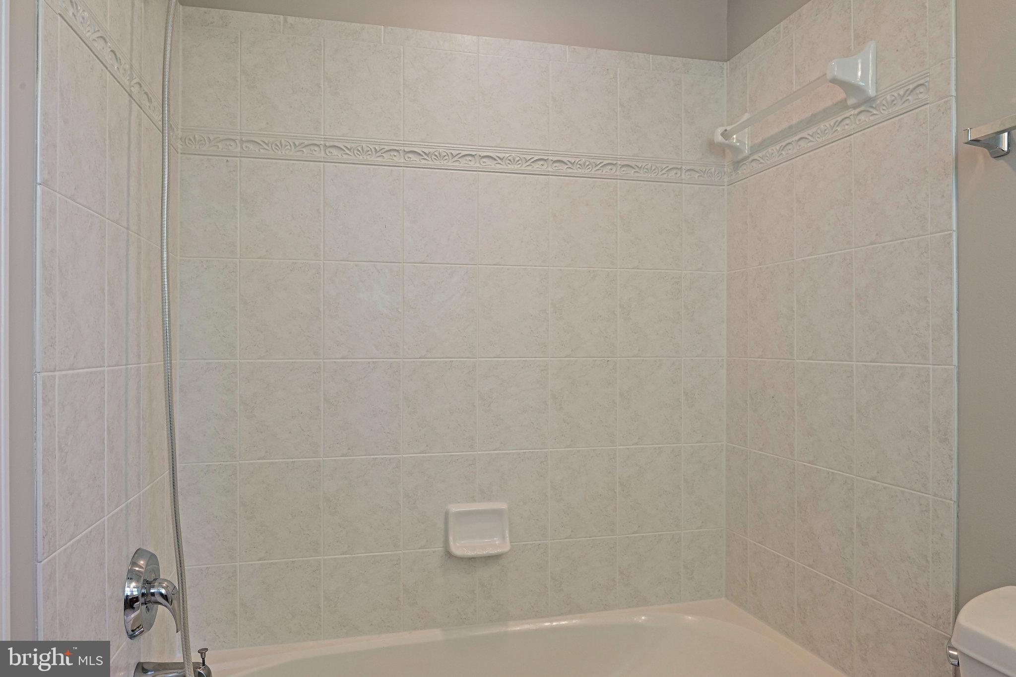 MCLEAN PLACE TOWNHOME - Residential Lease