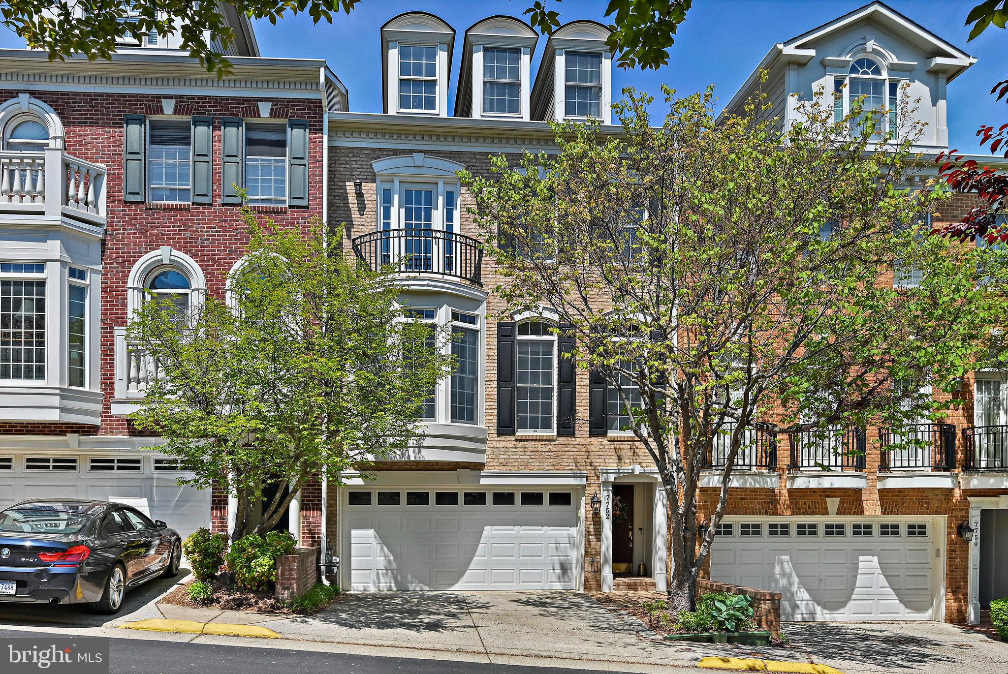 MCLEAN PLACE TOWNHOME - Residential Lease