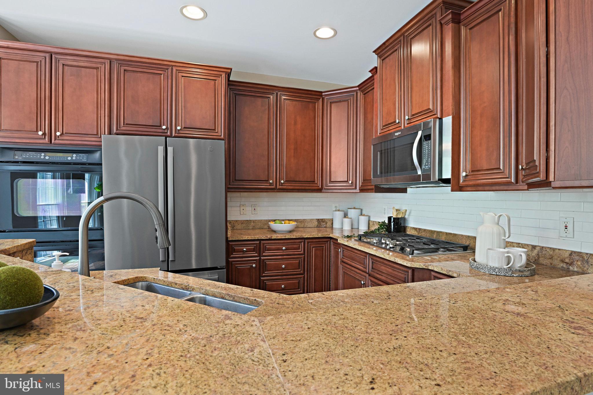 MCLEAN PLACE TOWNHOME - Residential Lease