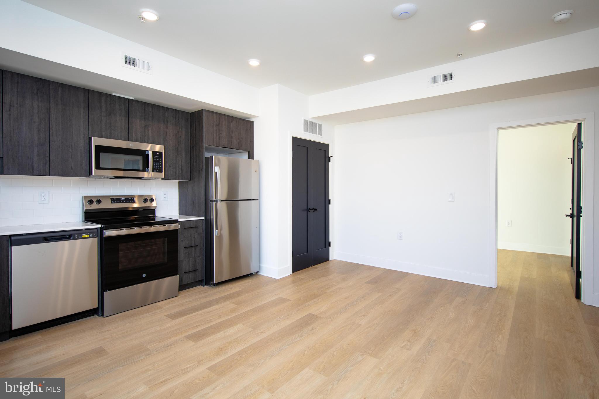 NORTHERN LIBERTIES - Residential Lease
