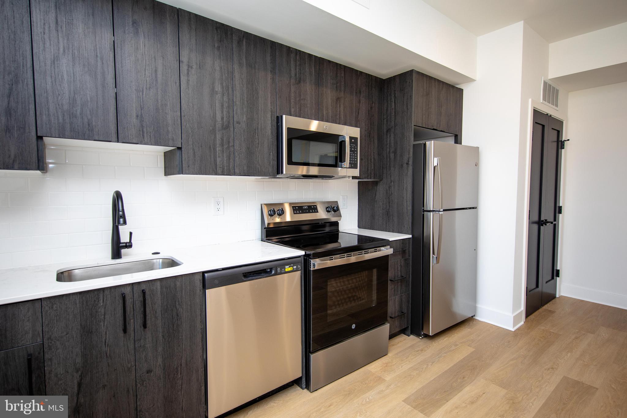 NORTHERN LIBERTIES - Residential Lease