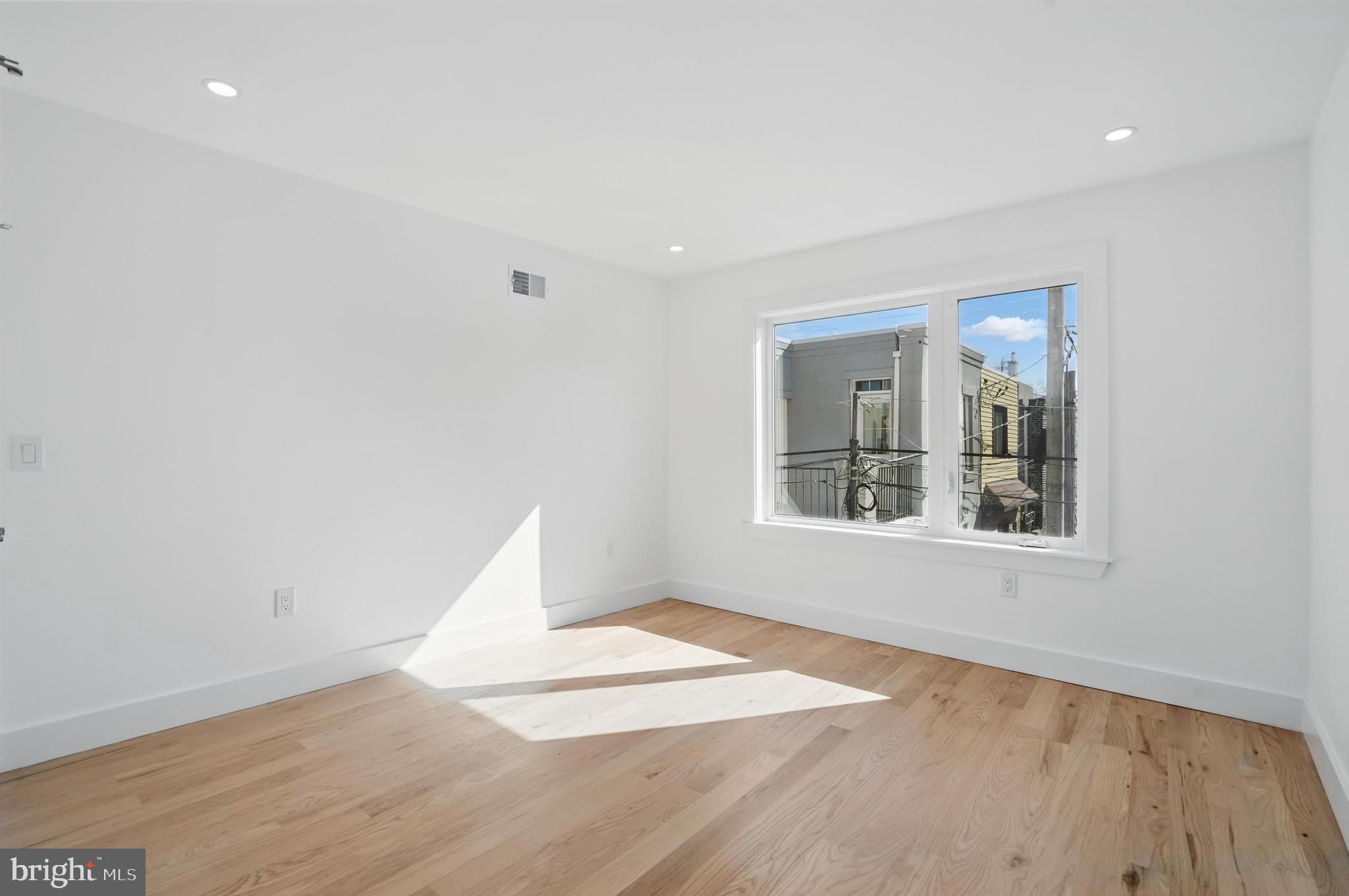 EAST PASSYUNK CROSSING - Residential