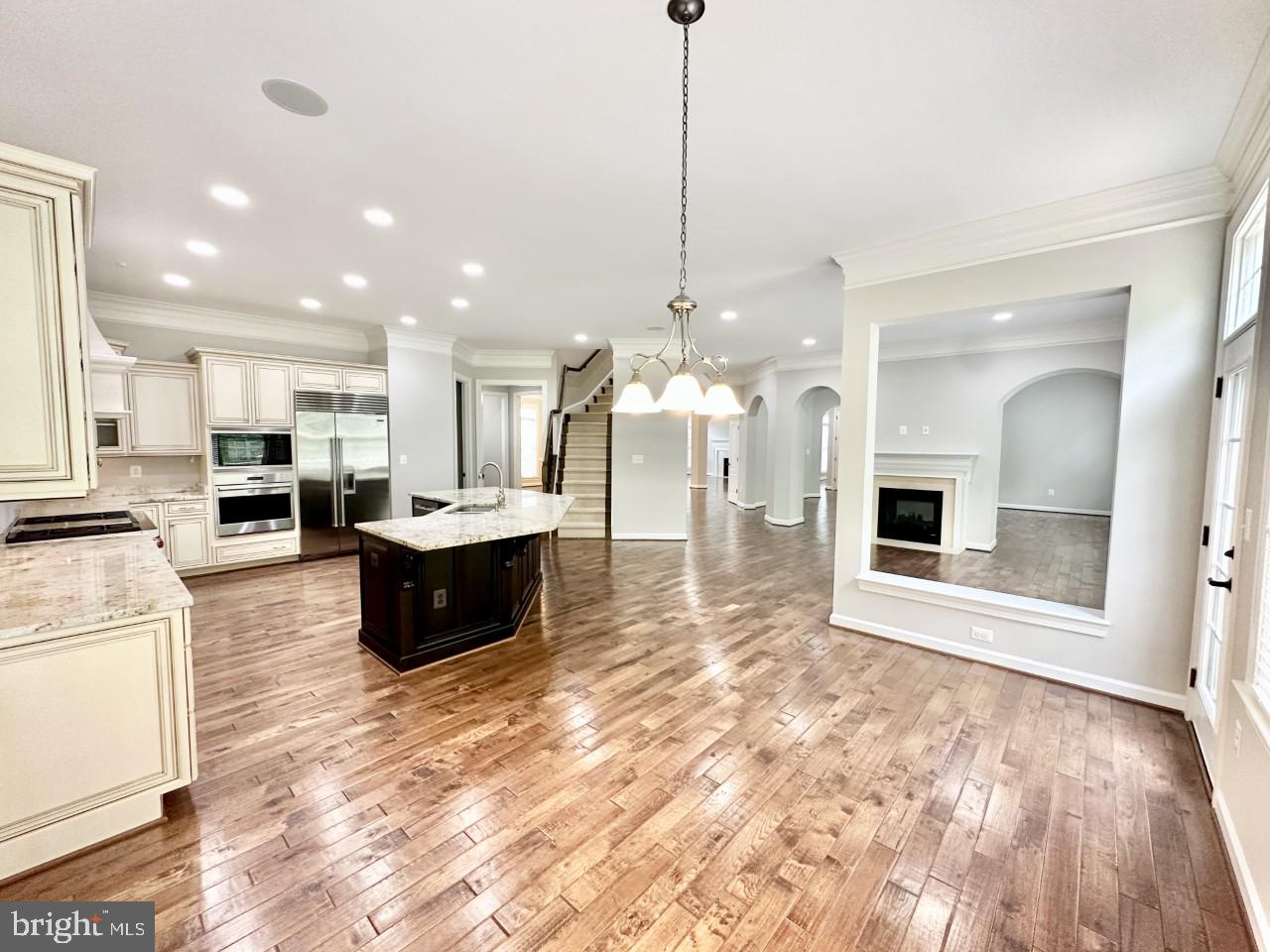 MAYMONT ESTATES - Residential