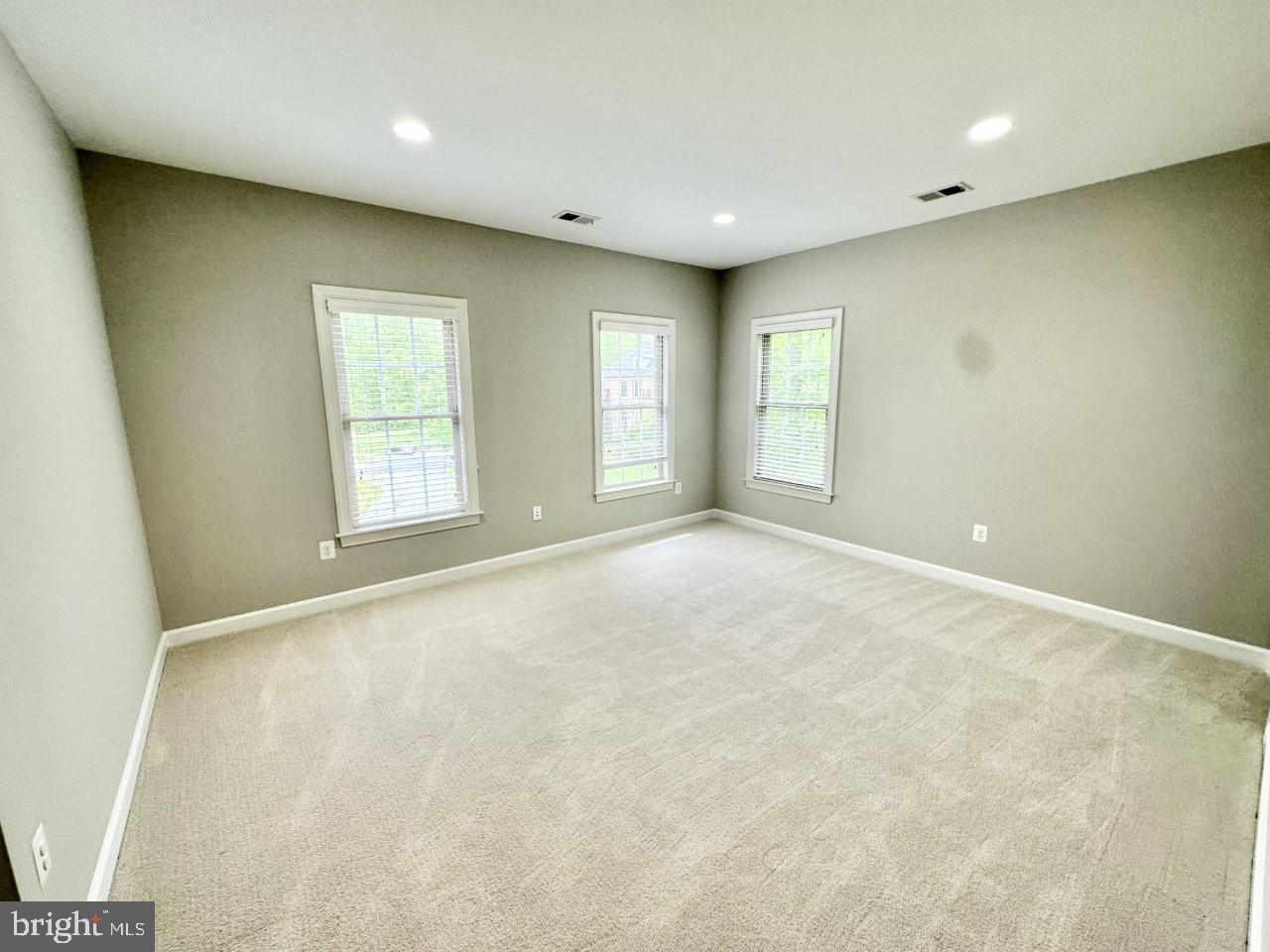 MAYMONT ESTATES - Residential