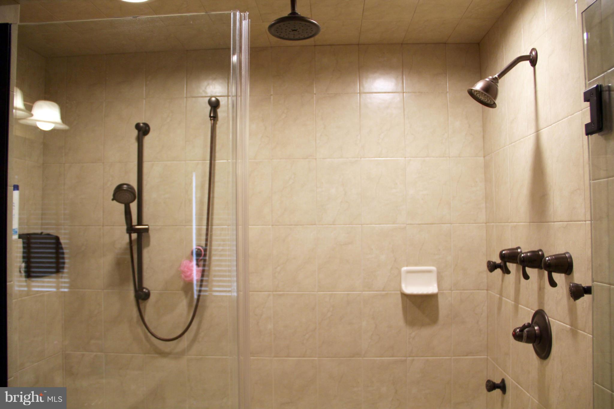 LEONARDS GRANT - Residential Lease